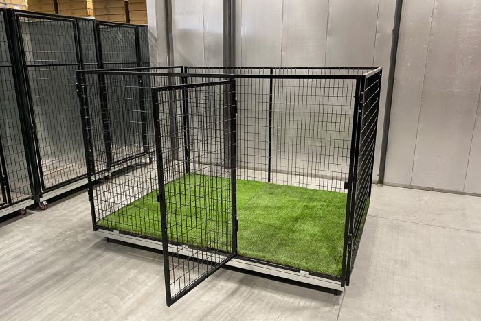 Single 2' X 2' Mega Artificial Grass Tile
